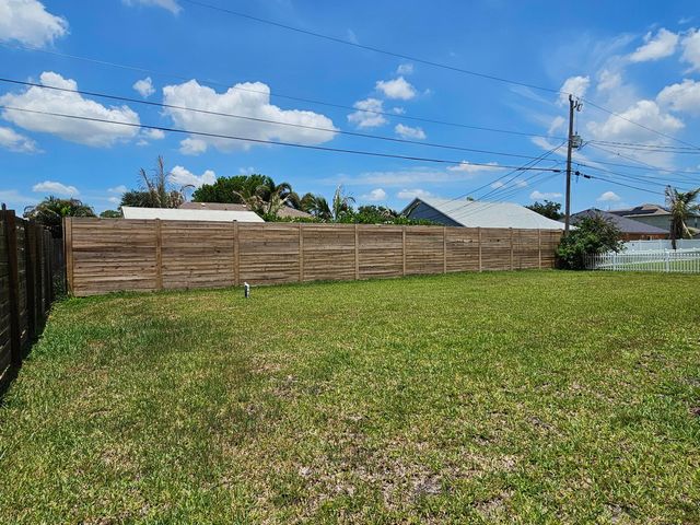 3338 SW Mundy Street, Port St. Lucie, Port St Lucie, FL 34953