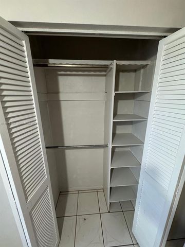 1301 NE 191st Street F405, Miami, FL 33179