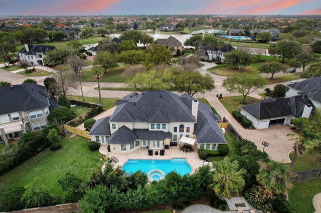 1631 Lakeshore Way, Houston, TX 77077