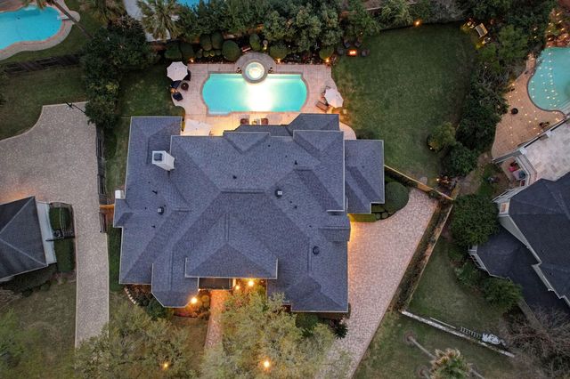 1631 Lakeshore Way, Houston, TX 77077