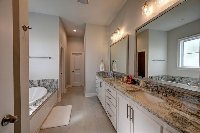 474 Sweet Grass Loop, Thibodaux, LA 70301