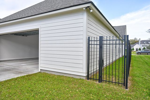 474 Sweet Grass Loop, Thibodaux, LA 70301