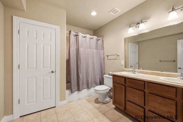 6808 BRAVE CT, Cheyenne, WY 82009