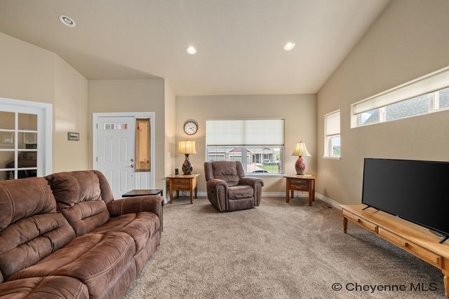 6808 BRAVE CT, Cheyenne, WY 82009