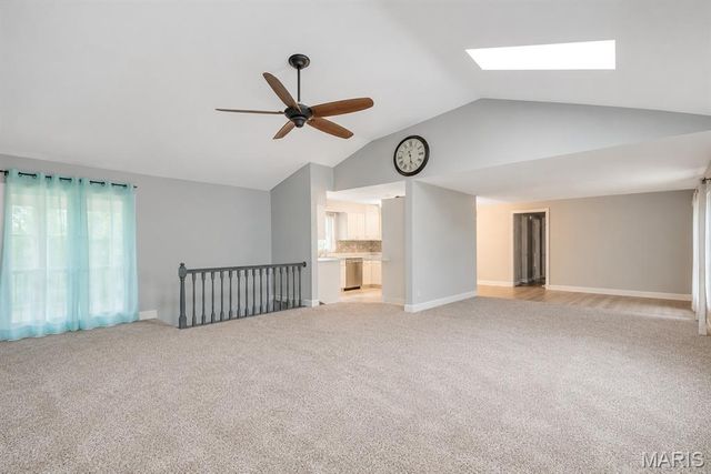 14 Shireford Lane, Ferguson, MO 63135