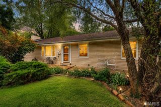 14 Shireford Lane, Ferguson, MO 63135