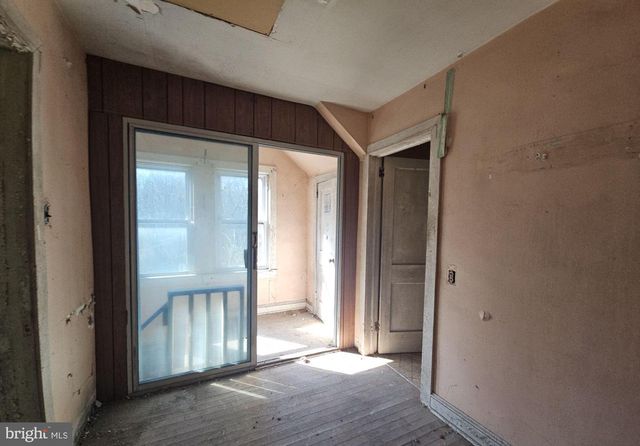 191 ROUTE, Carneys Point, NJ 08069
