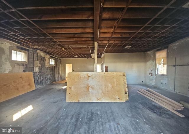 191 ROUTE, Carneys Point, NJ 08069