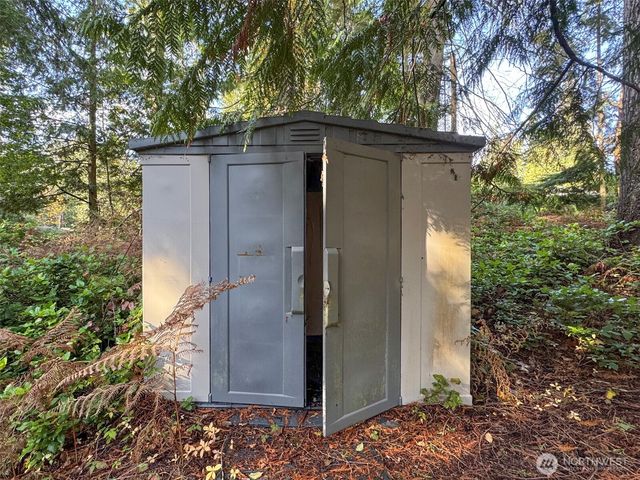 1283 Gasman Road, Port Angeles, WA 98362