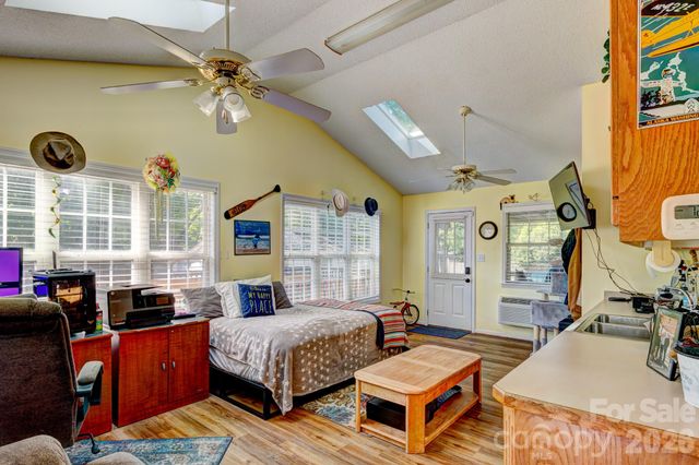 113 Delview Drive, Cherryville, NC 28021