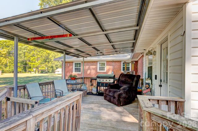 113 Delview Drive, Cherryville, NC 28021