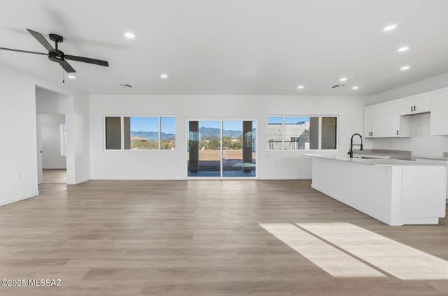 13763 E Windy Way, Vail, AZ 85641