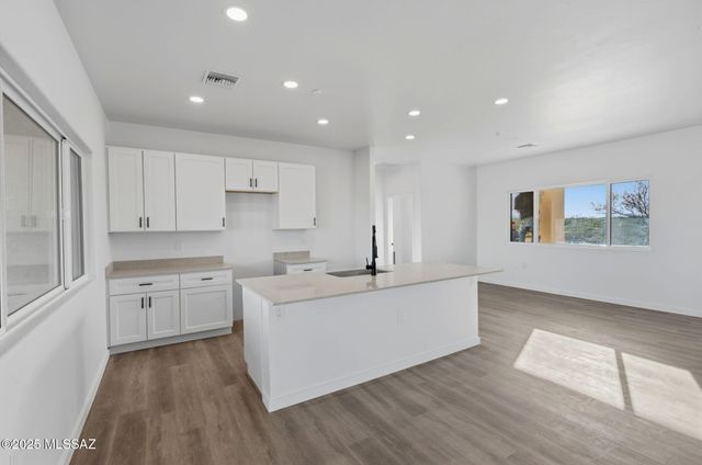 13763 E Windy Way, Vail, AZ 85641