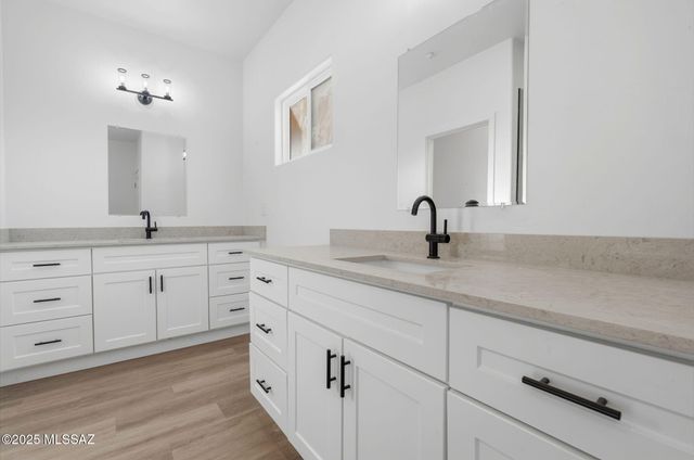 13763 E Windy Way, Vail, AZ 85641