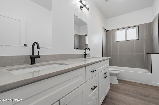 13763 E Windy Way, Vail, AZ 85641