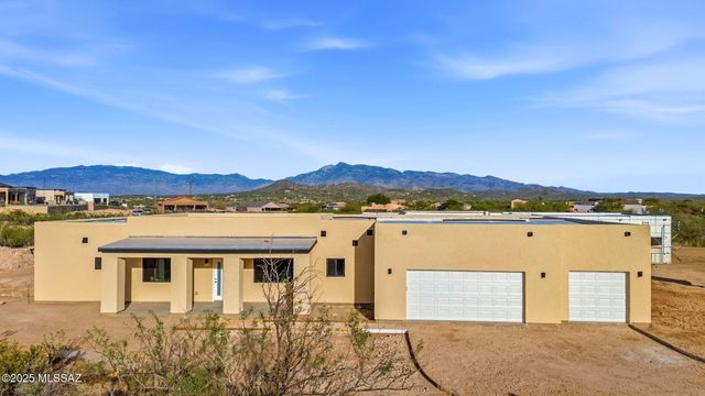 13763 E Windy Way, Vail, AZ 85641