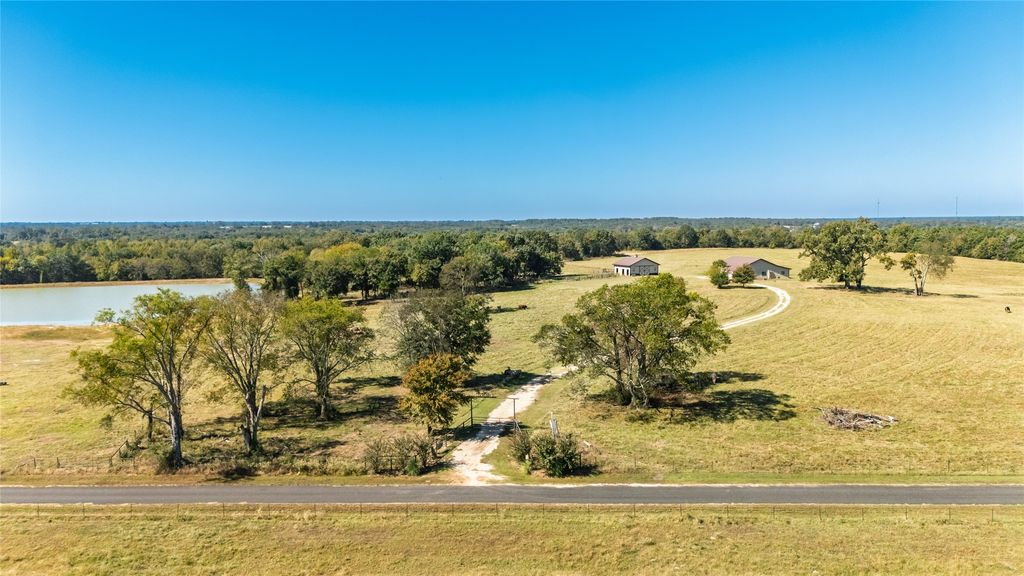 1094 SW CR 3020, Mount Vernon, TX 75457
