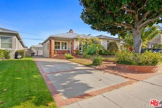 7432 Westlawn Avenue, Los Angeles, CA 90045