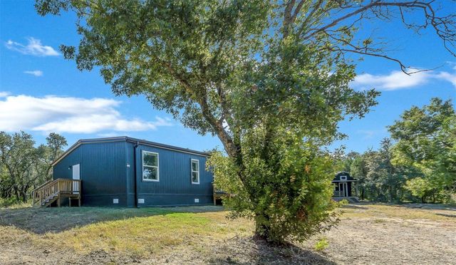 4674 Azle Highway, Weatherford, TX 76085