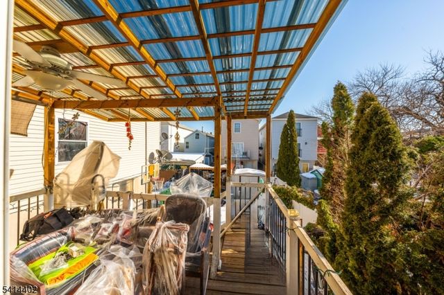 54 Florida St, Elizabeth City, NJ 07206