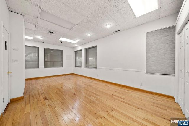 2083 Center Avenue 3A, Fort Lee, NJ 07024