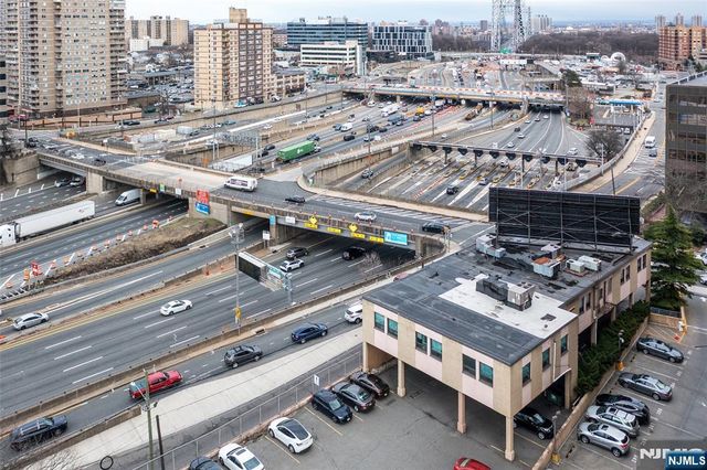 2083 Center Avenue 3A, Fort Lee, NJ 07024