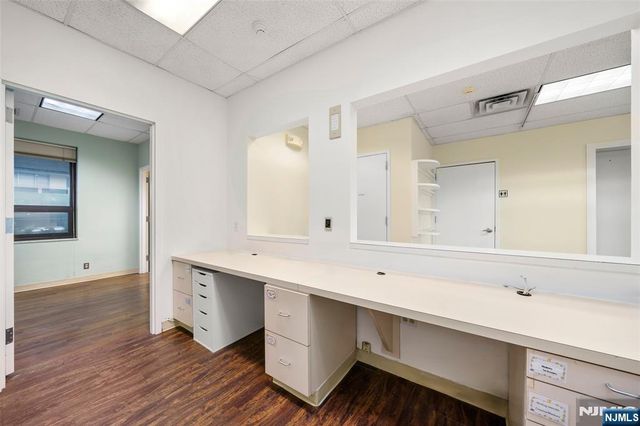 2083 Center Avenue 3A, Fort Lee, NJ 07024