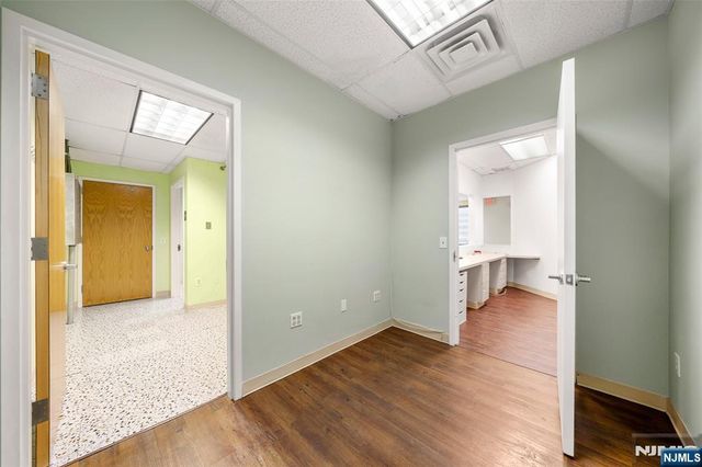 2083 Center Avenue 3A, Fort Lee, NJ 07024