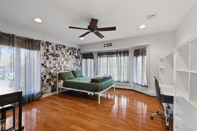 13 Zeck Court, Suffern, NY 10901