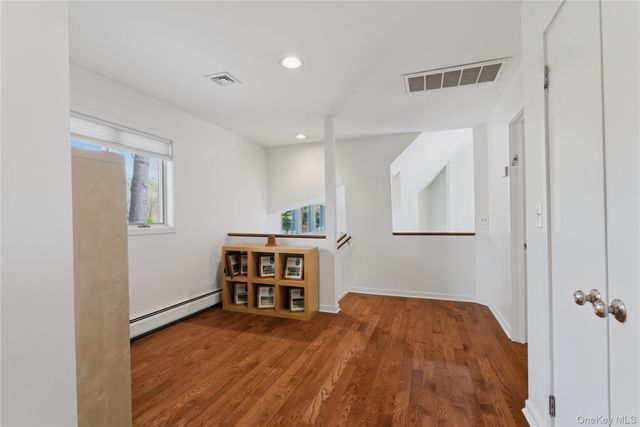 13 Zeck Court, Suffern, NY 10901