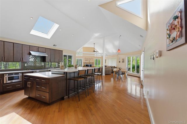 13 Zeck Court, Suffern, NY 10901