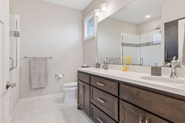 5174 Sundial Lane, Woodbury, MN 55129