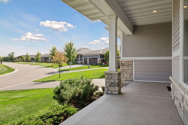 5174 Sundial Lane, Woodbury, MN 55129