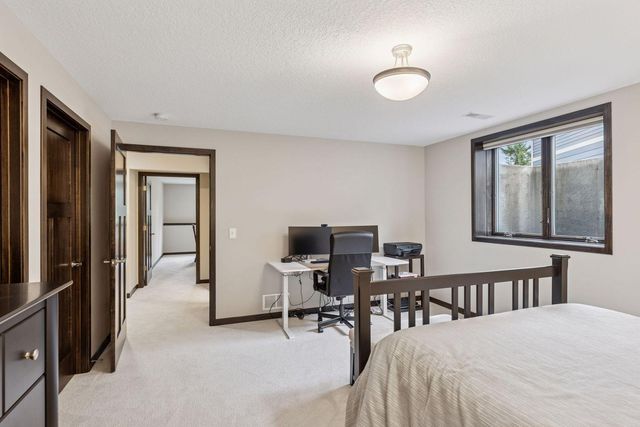 5174 Sundial Lane, Woodbury, MN 55129