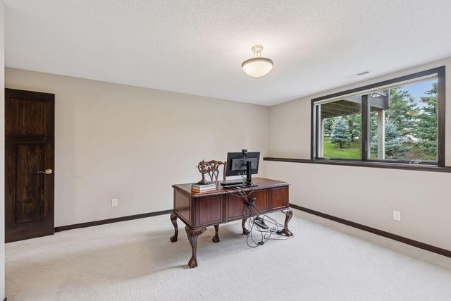 5174 Sundial Lane, Woodbury, MN 55129