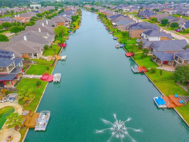 17918 Camp Cove Drive, Cypress, TX 77429
