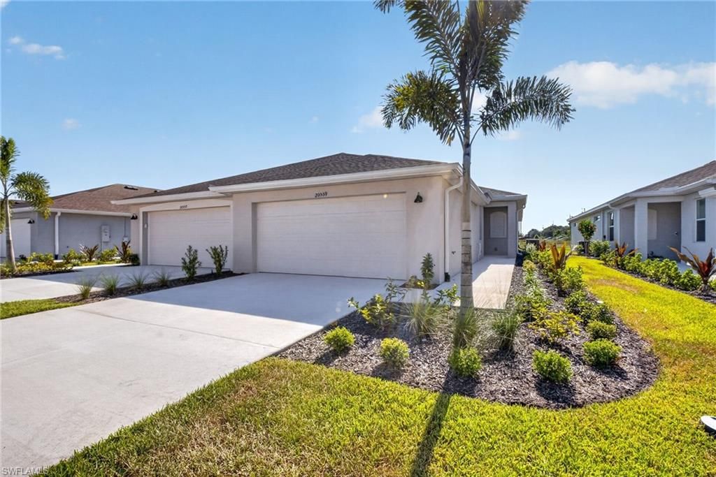 20559 Hazelnut CT S, LEHIGH ACRES, FL 33936 — exterior