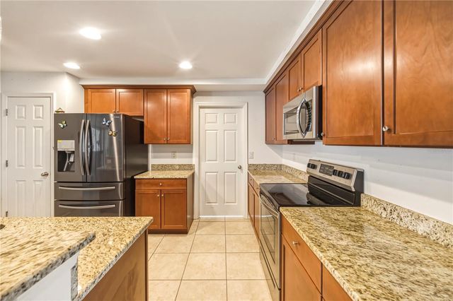 3233 NW 21ST STREET, Cape Coral, FL 33993