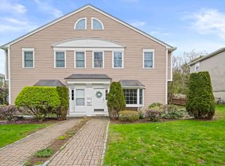 292 Lagrange Street 292, Newton, MA 02467