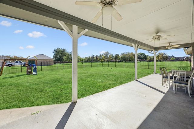 1107 Ruidoso Downs Drive, Talty, TX 75160