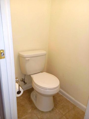 838 COLWELL RD, Swarthmore, PA 19081