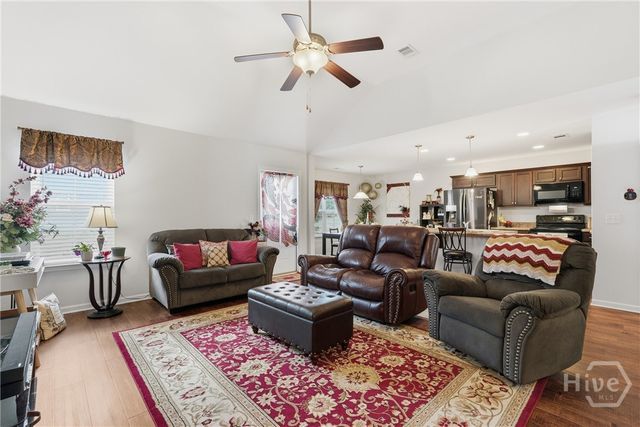 300 WHITE WILLOW, Springfield, GA 31329