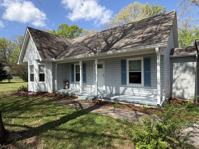 7427 Chadwick Dr, Murfreesboro, TN 37129