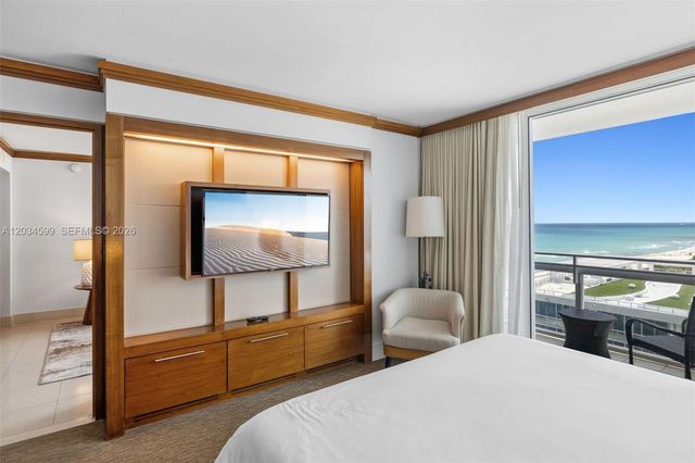6801 Collins Ave 1010, Miami Beach, FL 33141