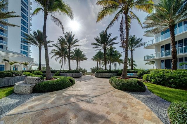 6801 Collins Ave 1010, Miami Beach, FL 33141
