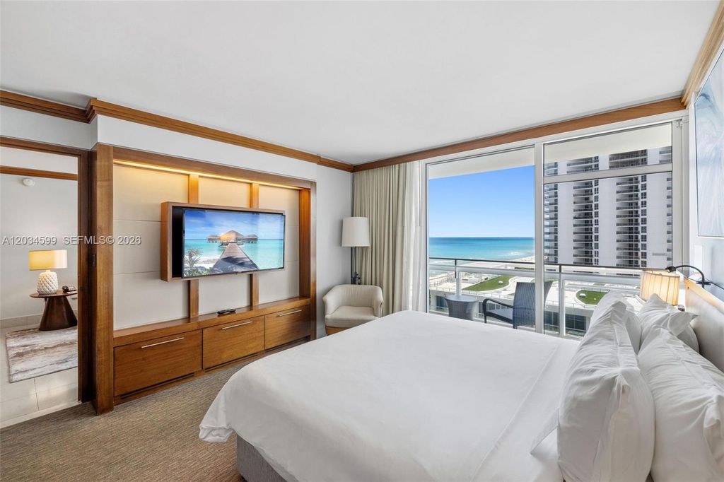 6801 Collins Ave 1010, Miami Beach, FL 33141