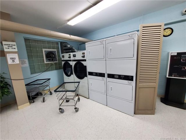 80 Cartright Street 7H, Bridgeport, CT 06604