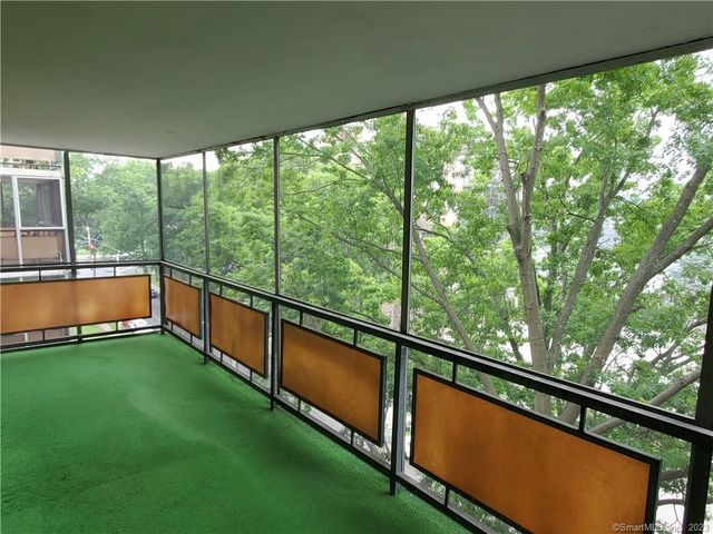 80 Cartright Street 7H, Bridgeport, CT 06604