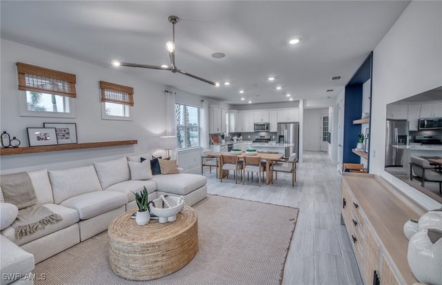 12669 Pyrite CT, Alva, FL 33920