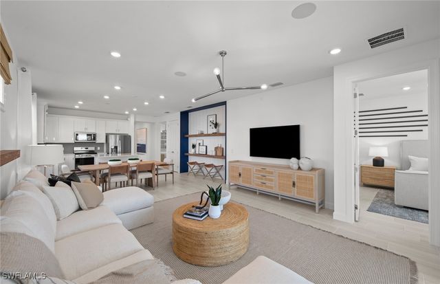 12669 Pyrite CT, Alva, FL 33920